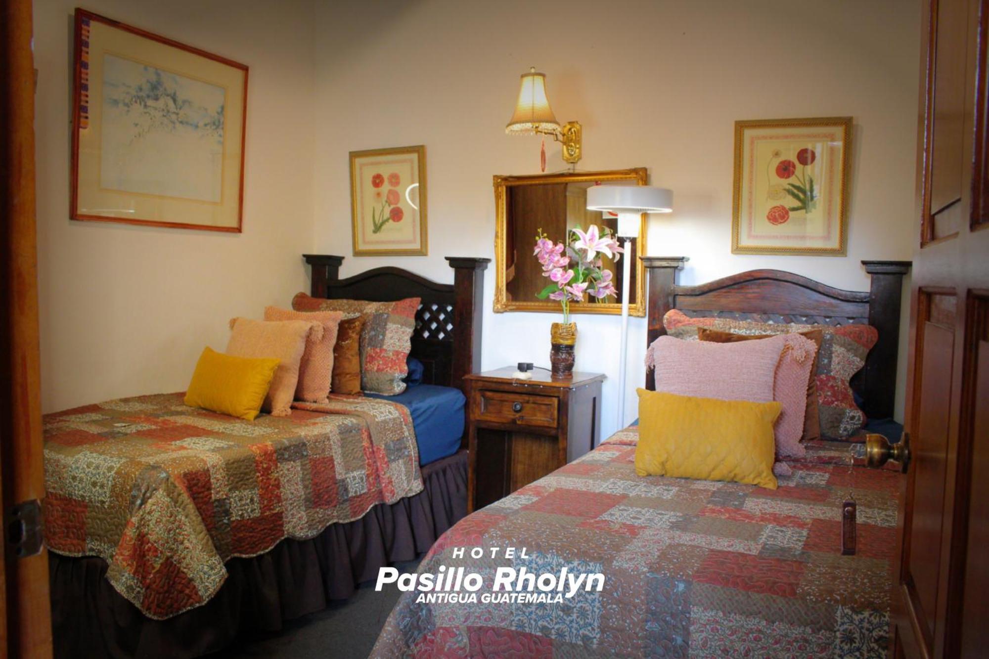 אנטיגואה גואטמלה Hotel Rholyn Pura Vida !! מראה חיצוני תמונה