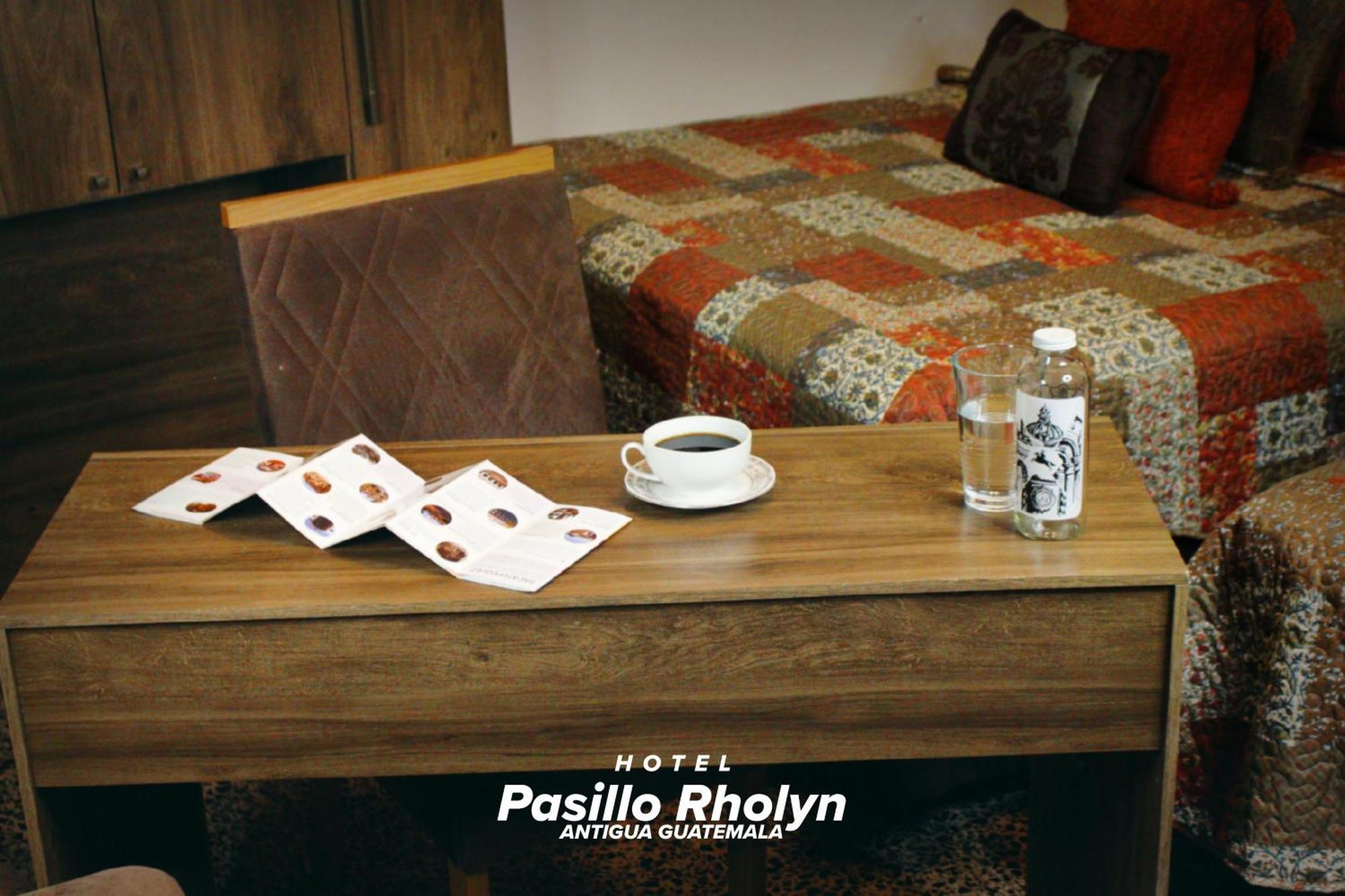 אנטיגואה גואטמלה Hotel Rholyn Pura Vida !! מראה חיצוני תמונה